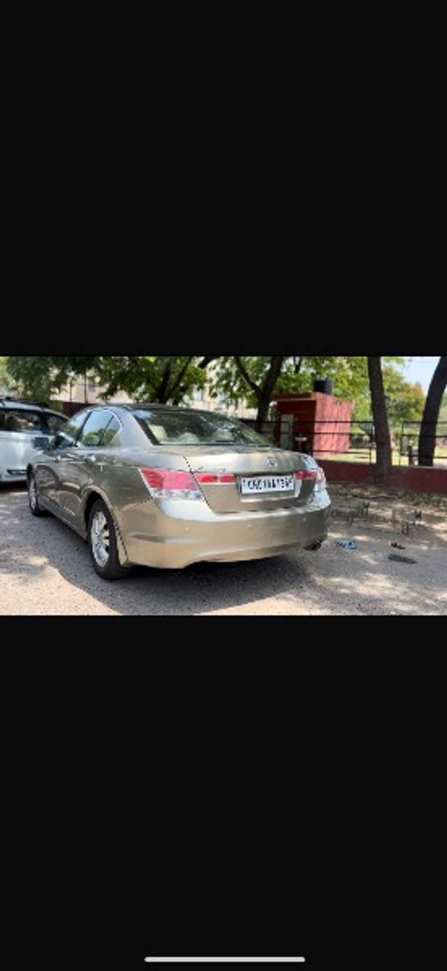 https://images10.gaadi.com/usedgaadi-sellcar/UsedCar/18370c89-97b4-40b1-b8ec-af633c494ef7/cc2cb68e-fd93-480f-8411-069716727404.png?imwidth=6402