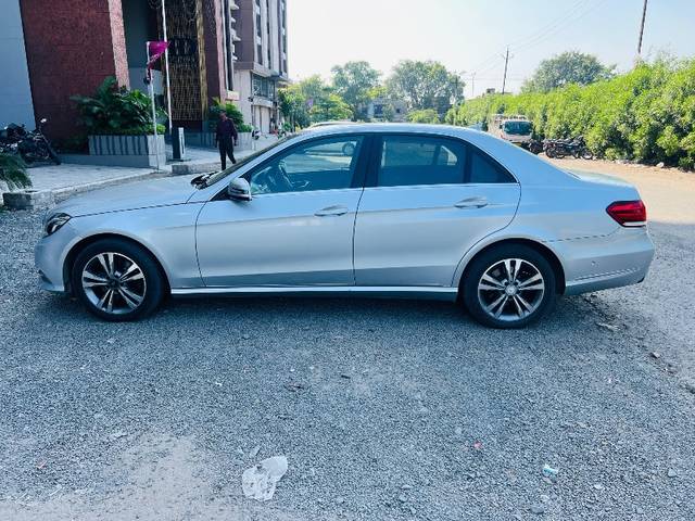 https://images10.gaadi.com/usedgaadi-sellcar/UsedCar/1863ff9a-95af-4e8e-9700-35a7da2e02d7/15a9cbe3-924a-47ae-aca2-f2bb6d65730d.jpeg?imwidth=6402