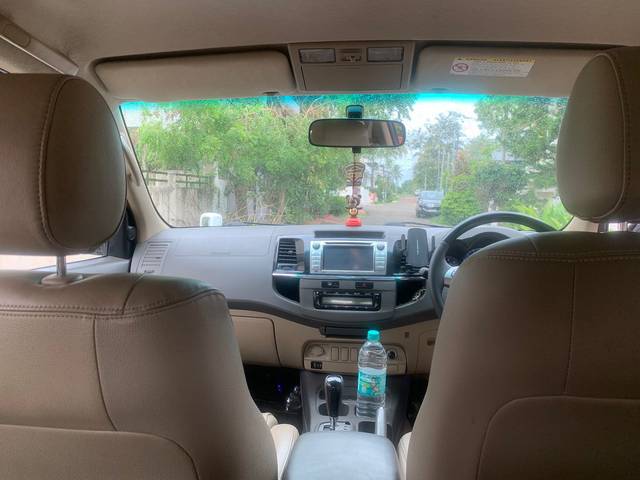 https://images10.gaadi.com/usedgaadi-sellcar/UsedCar/1898a073-f80e-4c30-a3d2-05e6e18f1c5b/1f441797-7d8a-4467-8278-b73d9a01de38.jpg?imwidth=6402