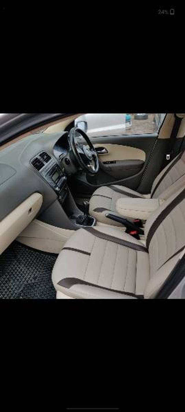 https://images10.gaadi.com/usedgaadi-sellcar/UsedCar/18b65701-02c3-450d-986b-d033e56327a3/88d9c781-7d1c-43be-af80-259256b73db3.jpg?imwidth=6401