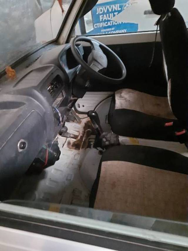 https://images10.gaadi.com/usedgaadi-sellcar/UsedCar/18bbbca8-bde3-4925-8418-72a59e4b4a4d/db3153e7-c08d-441f-818e-b4872fc8b787.jpg?imwidth=6402