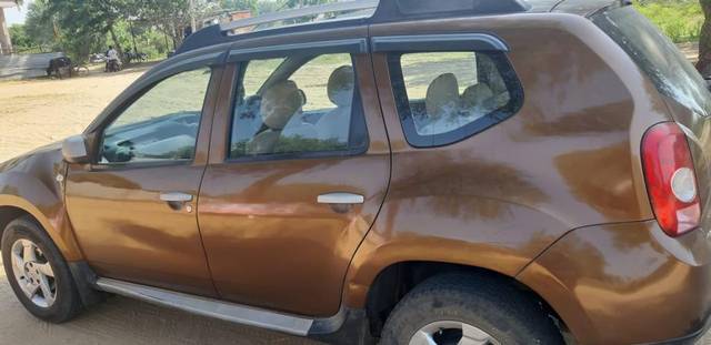 https://images10.gaadi.com/usedgaadi-sellcar/UsedCar/18f7c864-1aba-436d-862f-c6accbbf249e/a7fa40af-1a63-462b-898d-fad908a9dc7a.jpg?imwidth=6402
