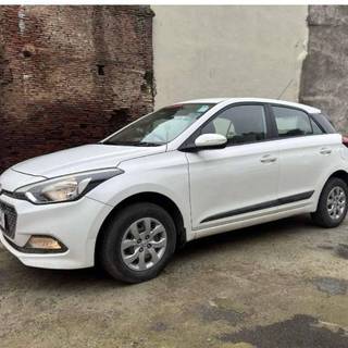 Hyundai i20 2015-2017 Hyundai i20 Sportz 1.2