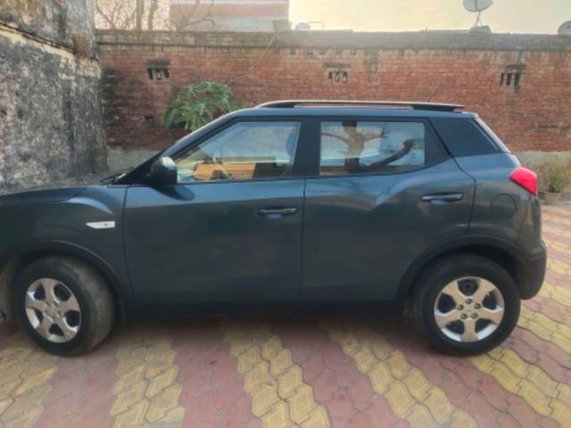 https://images10.gaadi.com/usedgaadi-sellcar/UsedCar/19b2fcf1-408d-437b-a7a4-b5fdc6bf30d3/3550acee-aa14-4b10-9490-b254f7ebd7af.jpg?imwidth=6400