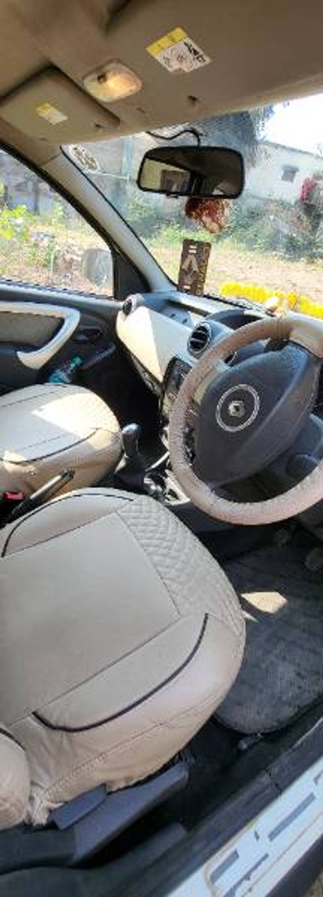 https://images10.gaadi.com/usedgaadi-sellcar/UsedCar/19d2155e-6f82-413c-8b65-3abce457ee5f/6d6f3839-c770-4645-911b-1c19ea9de03f.jpg?imwidth=6402