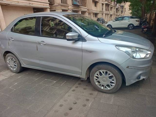 https://images10.gaadi.com/usedgaadi-sellcar/UsedCar/1a06ff4e-d6fd-49e7-ab8a-e105bb3b3d28/8d61c76b-cab4-4d5b-aaa2-993cfba31125.jpg?imwidth=6400