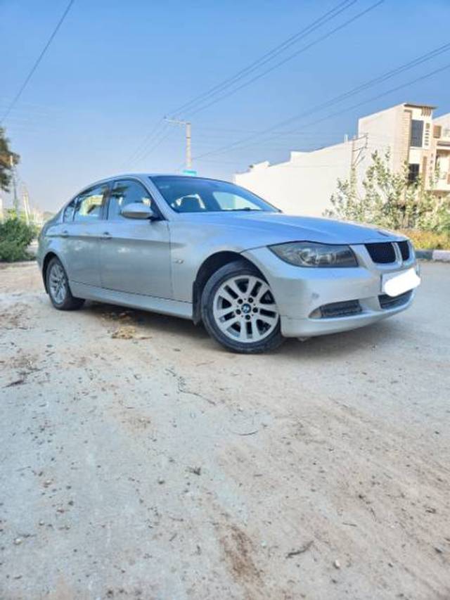 https://images10.gaadi.com/usedgaadi-sellcar/UsedCar/1a31cedc-30ac-444d-aada-35fca3cb2ed9/55bc1720-0c2c-4cfe-826c-f042cc422636.jpg?imwidth=6400