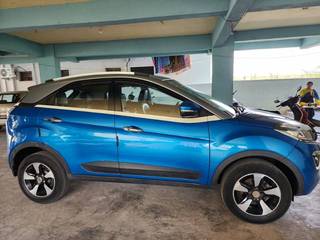 Tata Nexon 2017-2020 Tata Nexon 1.5 Revotorq XZ Plus Dual Tone