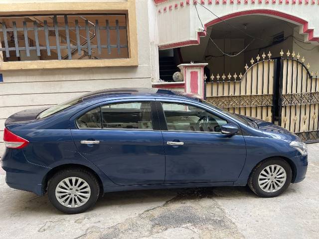 https://images10.gaadi.com/usedgaadi-sellcar/UsedCar/1a58a16c-5f96-4989-b84b-642300e955ec/352864f5-ef68-4fb7-bdb5-33875756099f.jpeg?imwidth=6401