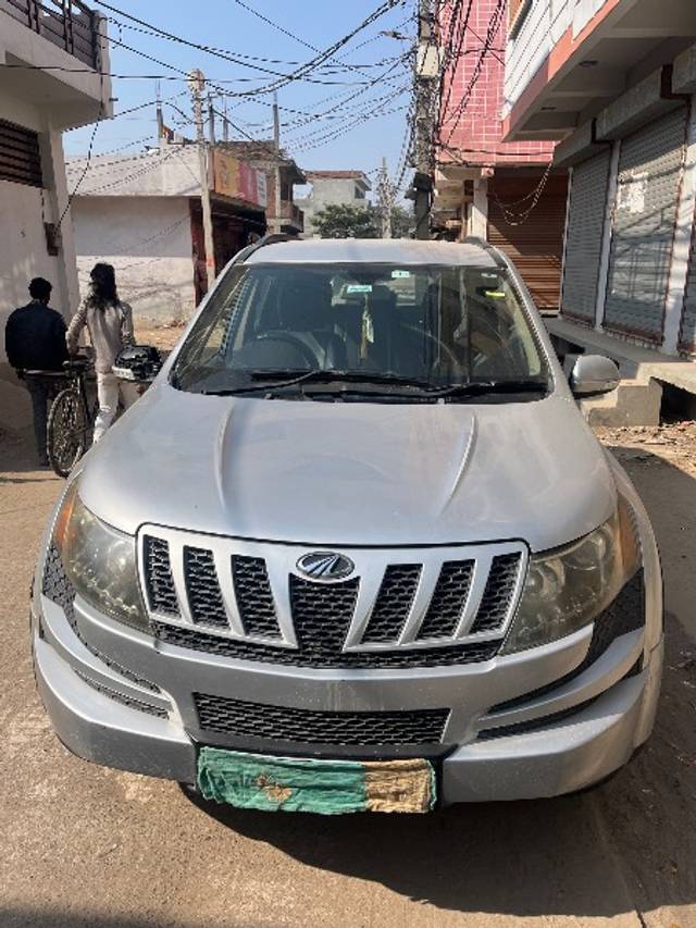 https://images10.gaadi.com/usedgaadi-sellcar/UsedCar/1a68c542-3a81-45e6-abba-a42441dcec92/6c913cba-2923-4826-965a-966f1a8a2ba5.jpeg?imwidth=6400