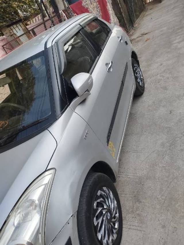 https://images10.gaadi.com/usedgaadi-sellcar/UsedCar/1a91cb9a-9c6e-4c61-83f4-ef5a4daa3595/d066c0df-ef7d-48e1-a64f-7fde06351214.jpg?imwidth=6402