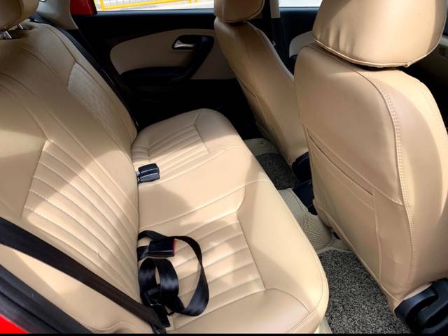 https://images10.gaadi.com/usedgaadi-sellcar/UsedCar/1ae04f24-fb68-4687-8b74-28590ec92ec8/bbd1af40-aa8a-4f8c-ab72-bc007eff027c.jpeg?imwidth=6402