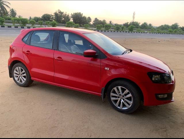 https://images10.gaadi.com/usedgaadi-sellcar/UsedCar/1ae04f24-fb68-4687-8b74-28590ec92ec8/d8a85fbd-7d50-4119-a0c7-6b038a6c3733.jpeg?imwidth=6400