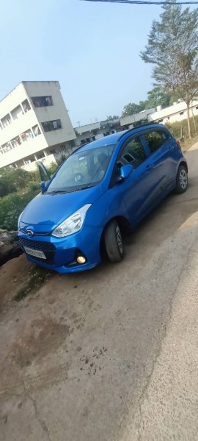 https://images10.gaadi.com/usedgaadi-sellcar/UsedCar/1aea228b-3f3c-40c0-a295-6ff74260abe1/d7eabf36-157a-403e-9d74-4f1b787b8860.jpeg?imwidth=6400