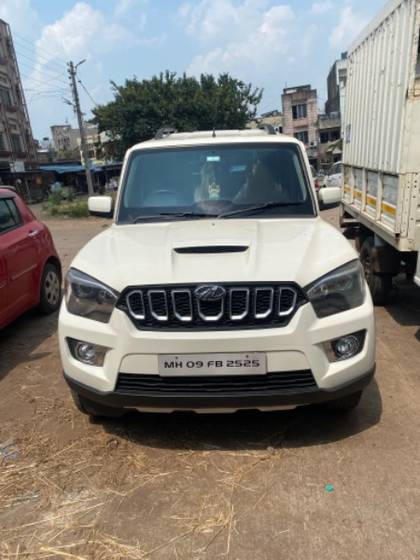 Mahindra Scorpio S7 140 BSIV Mahindra Scorpio S7 140 BSIV