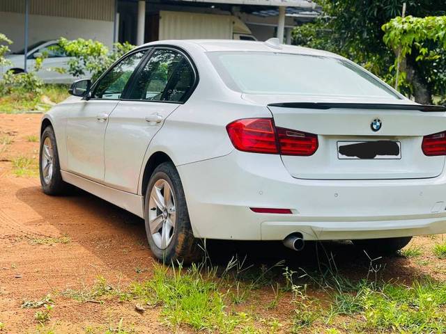 https://images10.gaadi.com/usedgaadi-sellcar/UsedCar/1b35572e-01e3-460a-baa9-4ce6f48aeb97/7a8eda81-51ba-400c-b370-bdc474efd5ed.jpeg?imwidth=6402