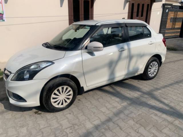 https://images10.gaadi.com/usedgaadi-sellcar/UsedCar/1bddbe34-657a-4b25-b87f-e5d7349a1874/6f9388ce-6544-40e1-913a-aca92053ac73.jpg?imwidth=6400