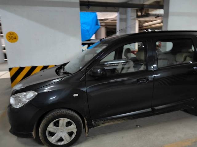https://images10.gaadi.com/usedgaadi-sellcar/UsedCar/1bf67bac-da29-4f28-9cd8-0e92d33be5cc/ae144400-7877-4407-801b-e9df6d6629ef.jpg?imwidth=6402