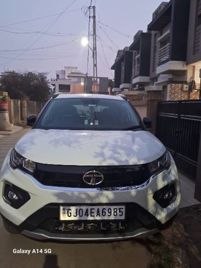 https://images10.gaadi.com/usedgaadi-sellcar/UsedCar/1c02752b-3758-48cb-9eb6-e8ab23ce8224/d541fd0b-ce16-4236-a3e2-dd7c6ac4b2c8.jpg?imwidth=6400