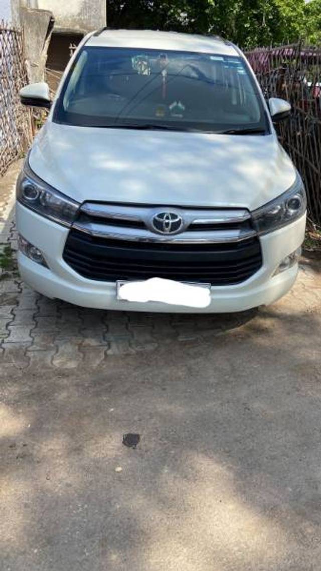 https://images10.gaadi.com/usedgaadi-sellcar/UsedCar/1c81d405-f5d5-42af-9885-71734ebe623b/3a86e40f-9f50-41e6-8634-2d4ed2b09700.jpg?imwidth=6400