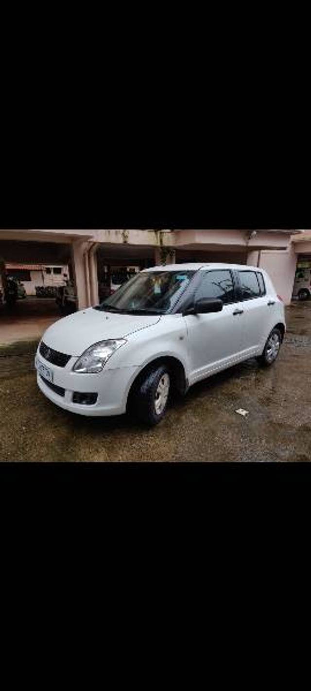 https://images10.gaadi.com/usedgaadi-sellcar/UsedCar/1c901f8d-e689-470c-8cdb-aa28fcf32c21/bcd3a926-5734-424f-aafc-e656368c28d7.jpg?imwidth=6400