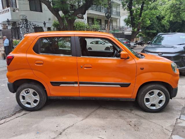 https://images10.gaadi.com/usedgaadi-sellcar/UsedCar/1cae1951-67b8-49e3-8f7d-e9b9b25c34e4/30cee9fa-2e19-4f1b-821a-b7ad646445b2.JPG?imwidth=6401