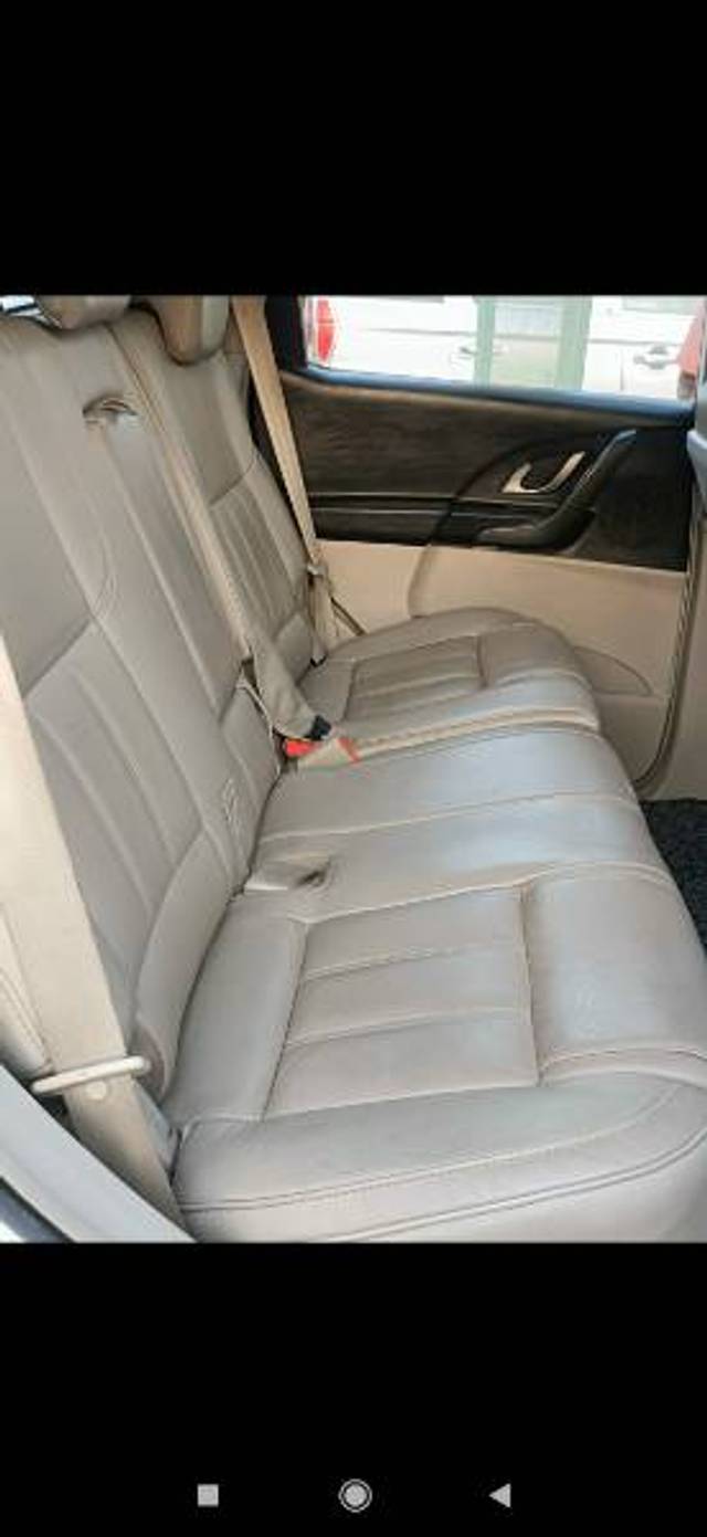 https://images10.gaadi.com/usedgaadi-sellcar/UsedCar/1cbf6701-a7fe-4a7f-9436-6c8205ec6d0e/6a81be5b-b951-4de6-9c43-3b439e6631b2.jpg?imwidth=6402