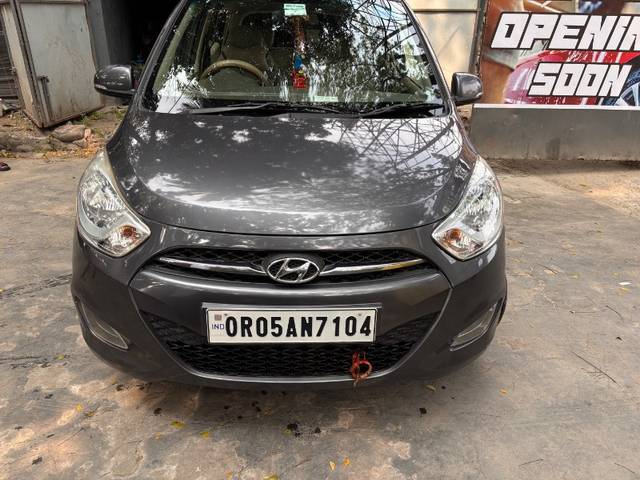 https://images10.gaadi.com/usedgaadi-sellcar/UsedCar/1d0d412d-0dab-4f80-81cd-29236f40cc69/4e19393c-d87d-4af9-8cec-631e9ba199fd.jpeg?imwidth=6400