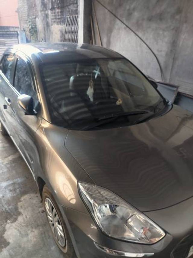 https://images10.gaadi.com/usedgaadi-sellcar/UsedCar/1d849efb-186d-402a-96ea-eedeb839aca5/49ef167f-aaee-4348-8ebf-d6fc31210bfc.jpg?imwidth=6402