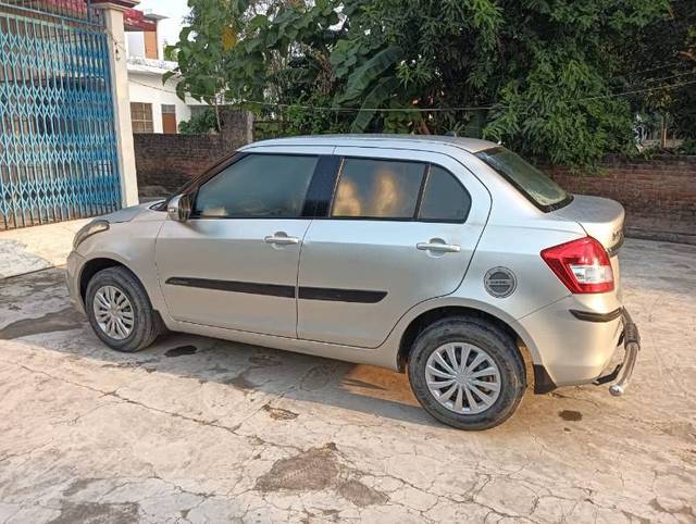 https://images10.gaadi.com/usedgaadi-sellcar/UsedCar/1da4620a-01eb-4f15-8e65-3d6f0a2bf8ae/584bcecc-fa57-4de5-9eae-453bb7925714.jpg?imwidth=6402