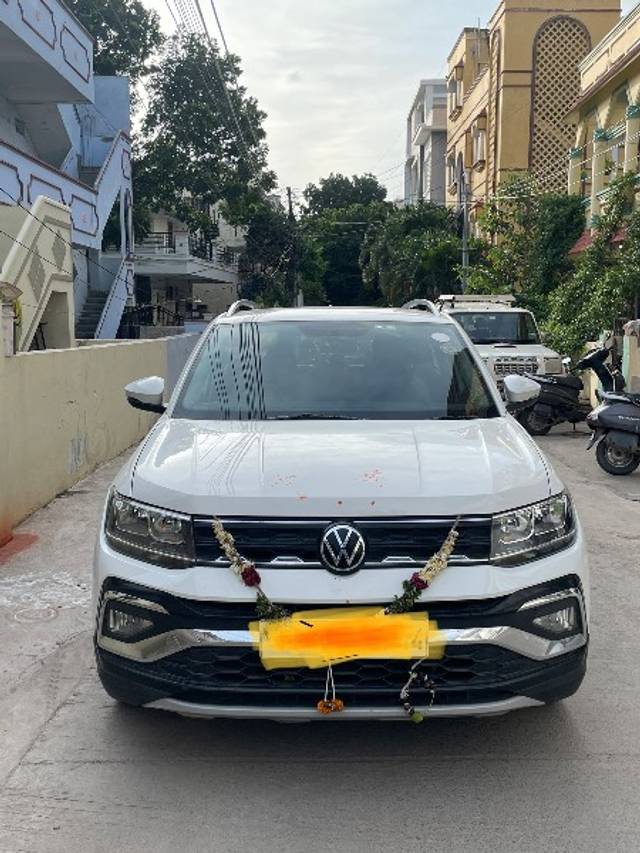 https://images10.gaadi.com/usedgaadi-sellcar/UsedCar/1dace206-b4f7-4dd9-b834-d4a5a529479d/48bf0c86-7916-488d-8ad8-7bea217f0ede.jpeg?imwidth=6400
