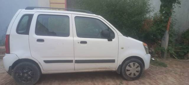 https://images10.gaadi.com/usedgaadi-sellcar/UsedCar/1dbc98a2-111f-4b92-a22c-5563c1d9fd4b/89b09149-ad38-4c8a-9606-2b1f5a32d828.jpg?imwidth=6401