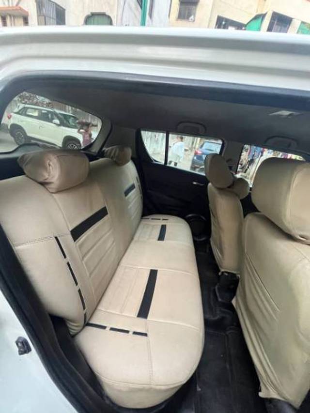 https://images10.gaadi.com/usedgaadi-sellcar/UsedCar/1dc24db5-855a-499d-8762-7bf76c4e824c/61117bba-5d8c-47a0-9e74-72f8821260be.jpg?imwidth=6402