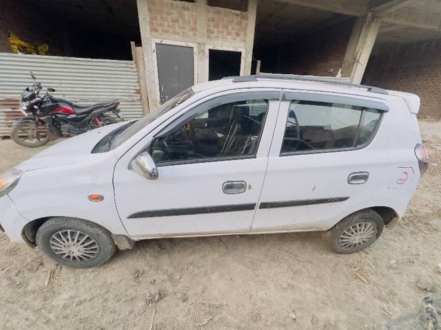 https://images10.gaadi.com/usedgaadi-sellcar/UsedCar/1ddc0cfa-331d-40ca-94bb-66743c134e56/637e5545-7c53-4cd9-a7ca-58196cf3dc29.jpeg?imwidth=6402