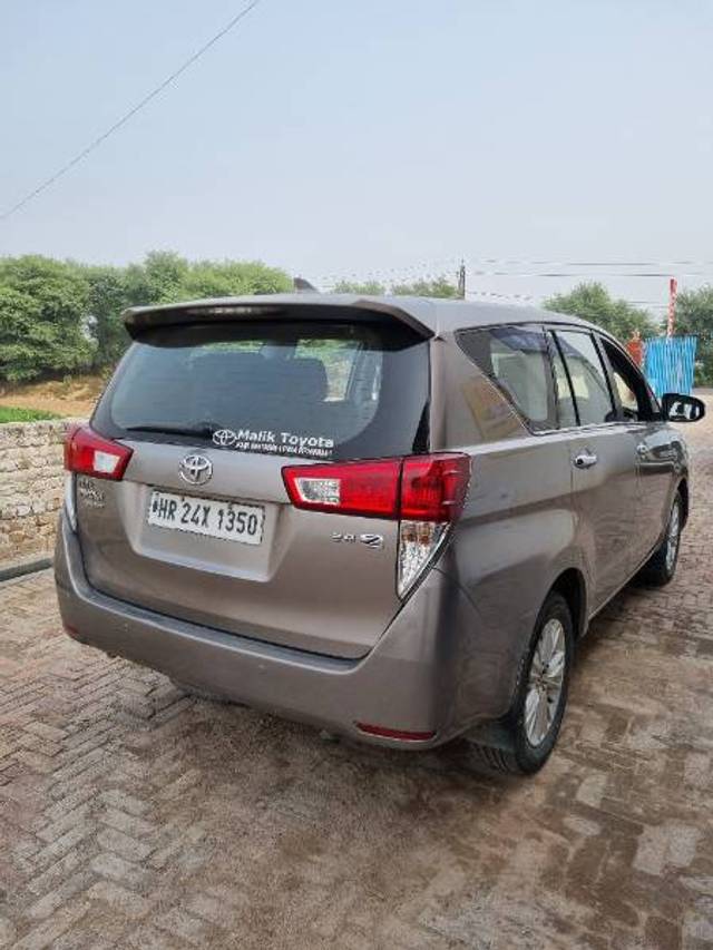 https://images10.gaadi.com/usedgaadi-sellcar/UsedCar/1df696fa-5607-426d-85e8-a5985f87e80e/4b448675-5f27-49c2-910b-4dff64b3805c.jpg?imwidth=6402