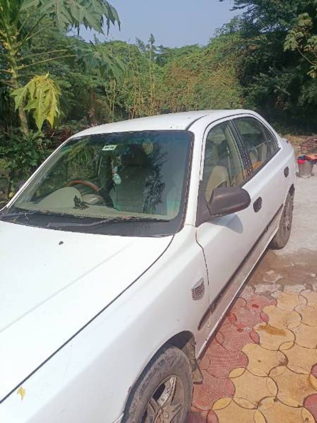 https://images10.gaadi.com/usedgaadi-sellcar/UsedCar/1e7eb0ea-14e1-4b15-a2bc-e90a60930d73/4937587e-b1f1-4f4c-b61b-facb5a94a02a.jpg?imwidth=6402