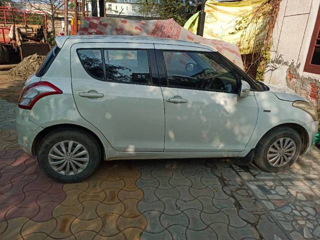 https://images10.gaadi.com/usedgaadi-sellcar/UsedCar/1e90a918-c7db-4102-b3f8-462778aeba4d/9f1b0b8f-1404-42b2-81e4-86824677919c.jpg?imwidth=6400