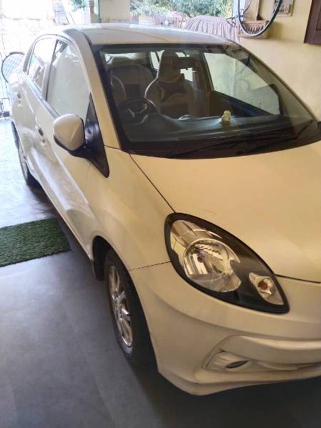 https://images10.gaadi.com/usedgaadi-sellcar/UsedCar/1eba7ec1-50e8-46cd-af9e-a9d43ea37b88/b1dc016b-5785-4eef-aa24-64cbc7f5b120.jpg?imwidth=6400