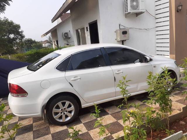 https://images10.gaadi.com/usedgaadi-sellcar/UsedCar/1f029abd-3203-4bfb-9743-b1e59b6f685f/92e10816-7284-4cad-a520-c4331f7313ad.jpg?imwidth=6401