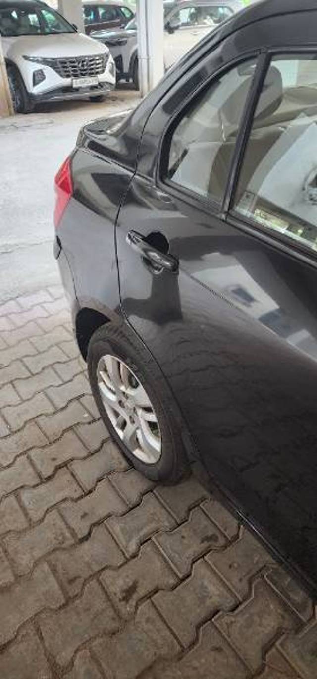 https://images10.gaadi.com/usedgaadi-sellcar/UsedCar/1f0b4f46-3a18-42da-bcce-a585ad00f3f2/5b5c1fd8-0e5f-48f2-8466-d07428ea7b25.jpg?imwidth=6402