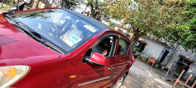 https://images10.gaadi.com/usedgaadi-sellcar/UsedCar/1f7d58a1-6b13-42a2-8f8d-e00454914c85/e87a1666-6038-4e87-8051-7798bb5f2b43.jpg?imwidth=6402