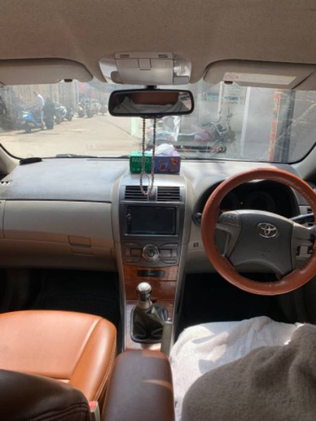 https://images10.gaadi.com/usedgaadi-sellcar/UsedCar/1f970435-1f1d-40f3-bd24-84828df67a82/649fdbdc-00d9-4346-8b42-941a3f76a4b7.jpeg?imwidth=6402