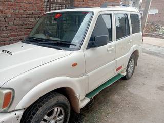 Mahindra Scorpio 2009-2014 Mahindra Scorpio VLX 2WD AIRBAG BSIII