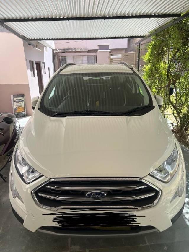 https://images10.gaadi.com/usedgaadi-sellcar/UsedCar/1fb81760-72a7-4416-989a-21683896078c/246a3376-50cc-4151-9f88-23feb7ef56a4.jpeg?imwidth=6400