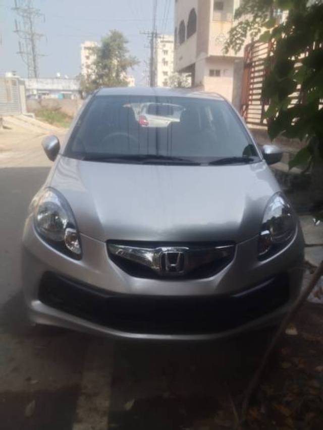 https://images10.gaadi.com/usedgaadi-sellcar/UsedCar/1fd574cc-d670-4da0-8fc7-8226d688e729/5ea56eb2-6de9-4a91-bcc3-d76ee3314c6b.jpg?imwidth=6402