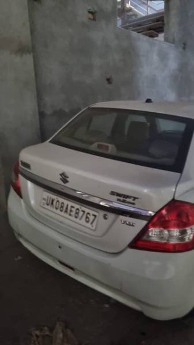 https://images10.gaadi.com/usedgaadi-sellcar/UsedCar/202fae1d-0331-4432-8810-e8b4c0e0b70a/e8bf195d-9372-40af-9b26-1d5ad9fb36d2.jpg?imwidth=6401