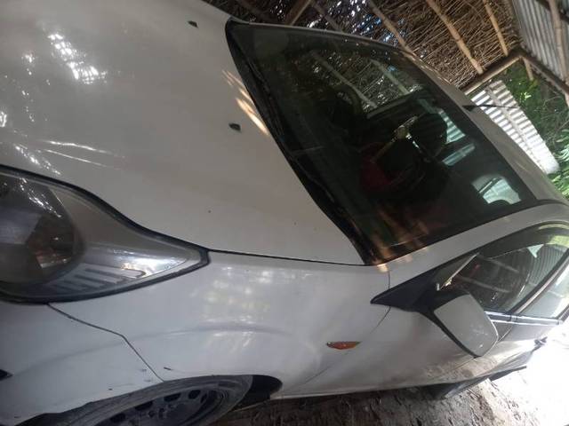 https://images10.gaadi.com/usedgaadi-sellcar/UsedCar/20347ca6-c27c-4cb8-8868-ceee10ecc0e2/d2c01633-4b26-4c33-b84e-69b5a9e9c184.jpg?imwidth=6400
