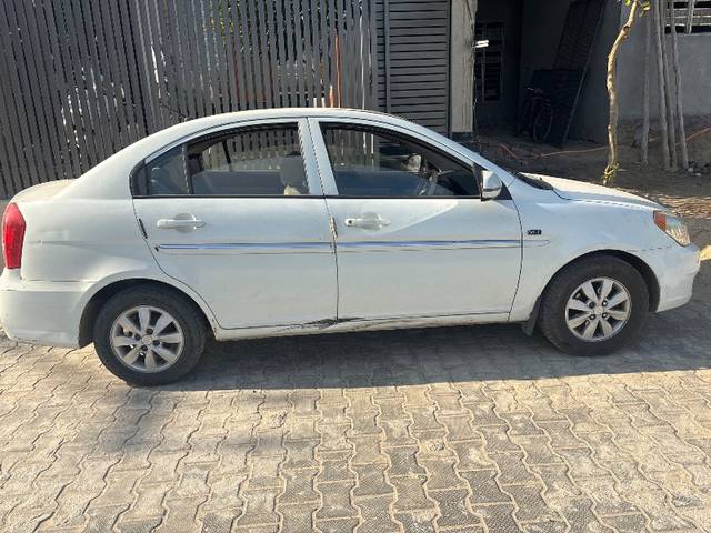 https://images10.gaadi.com/usedgaadi-sellcar/UsedCar/20bf80db-4c46-494a-a450-a3efbf5980f7/a5f1fe84-ba57-4cc4-bdb6-3c6f6c8bb276.jpg?imwidth=6401