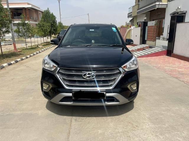 https://images10.gaadi.com/usedgaadi-sellcar/UsedCar/21012509-f692-4882-be42-b830390f7d90/e3b5e558-ffba-4665-8047-3b8976584f8c.jpeg?imwidth=6400