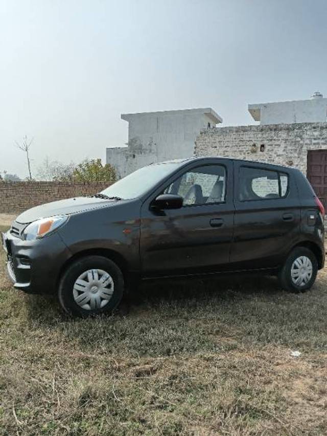 https://images10.gaadi.com/usedgaadi-sellcar/UsedCar/213e87fe-9759-48e1-91fa-a635e8234623/7fa671b3-5cb1-4d2e-9fdf-0ce79d46f5ea.jpg?imwidth=6400